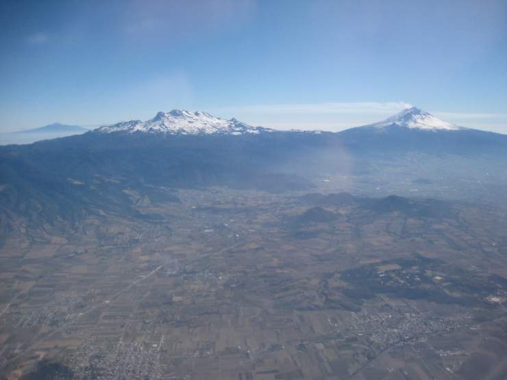 Iztaccíhuatl & Popocatépetl volcanoes